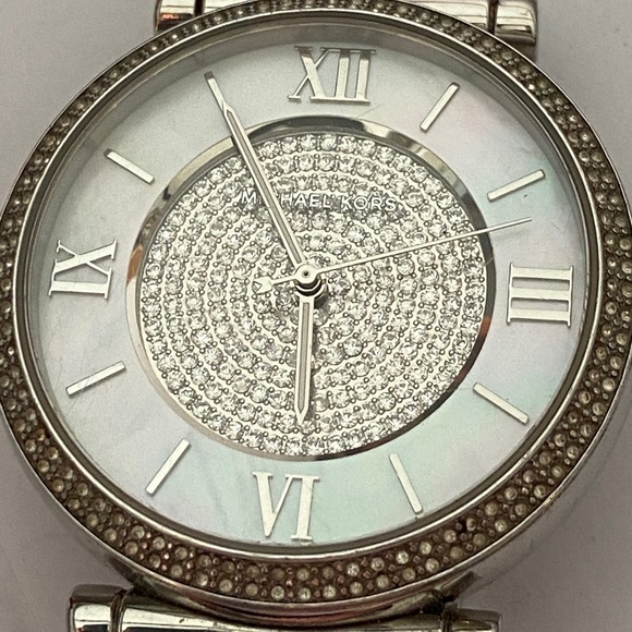 Michael Kors Watch - Picture 2 of 3